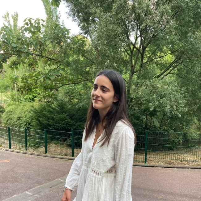 Babysitter in Vanves: Alice