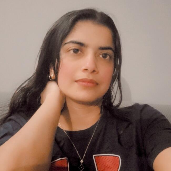 Nanny in Edmonton: Avinit