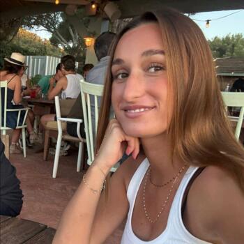 Babysitter Anglet: Anna