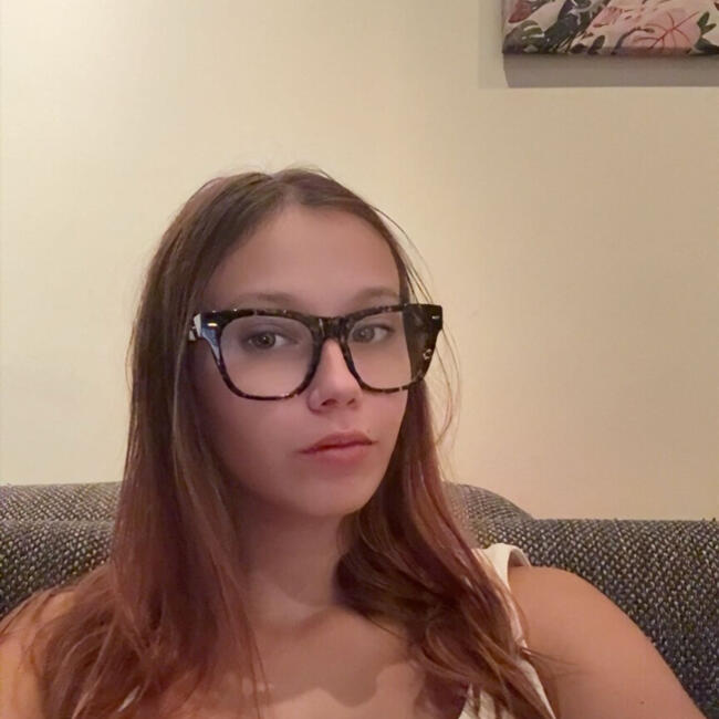 Babysitter in Edegem: Tiany