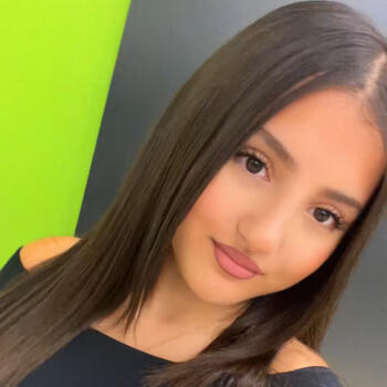 Babysitter in Saint-Florent-sur-Cher: Manel