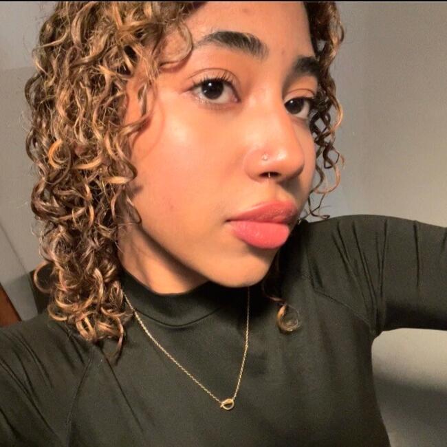 Babysitter in Dammarie-les-Lys: Alis