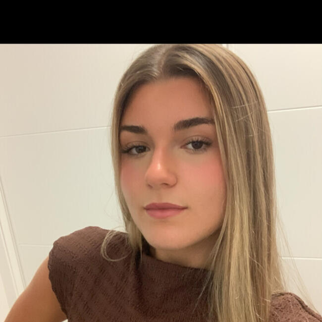 Babysitter in Almería: Maria