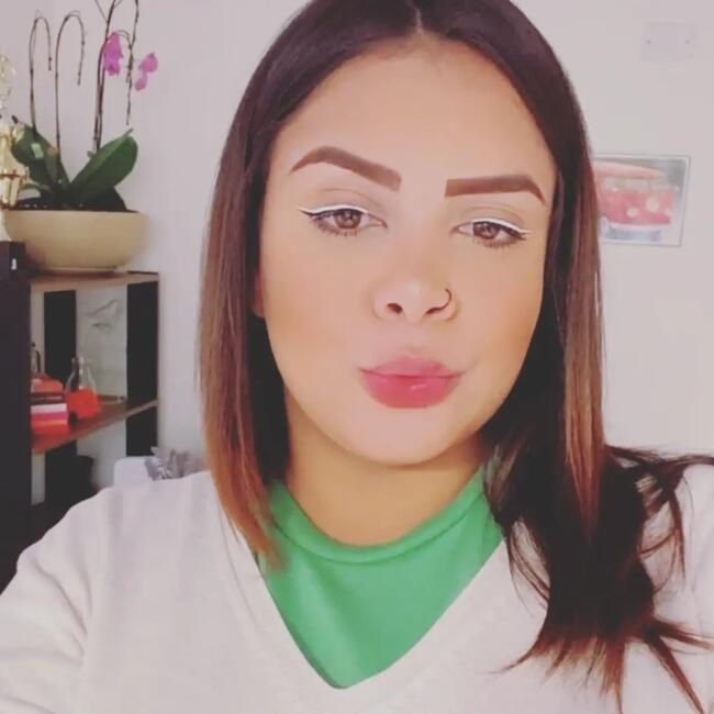 Babá em Curitiba: Bruna