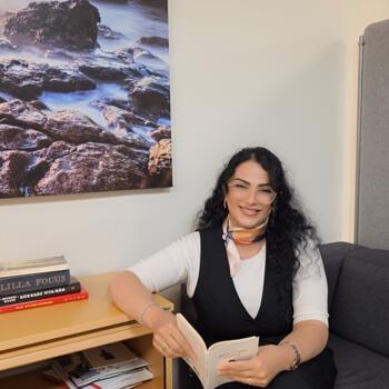 Babysitter Haninge: Sharareh