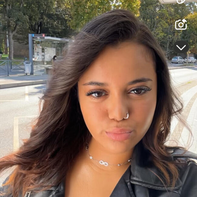 Babysitter in Roubaix: Dounia