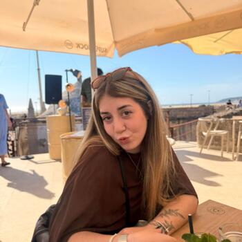Babysitter in Albergaria-a-Velha: Bruna