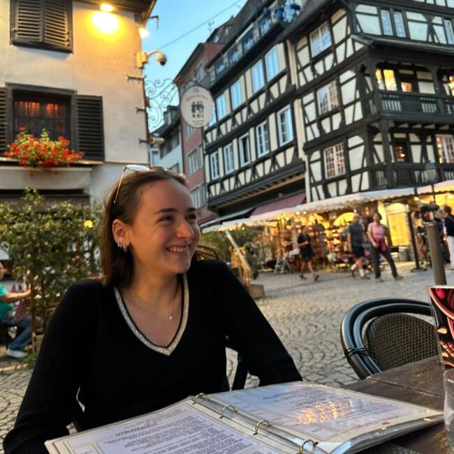 Babysitter in Arras: Louane