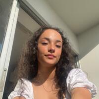Mónica