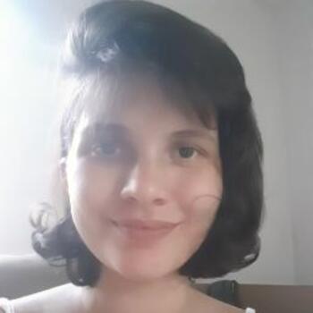 Emprego de babá em Uberlândia: emprego de babá Hellen