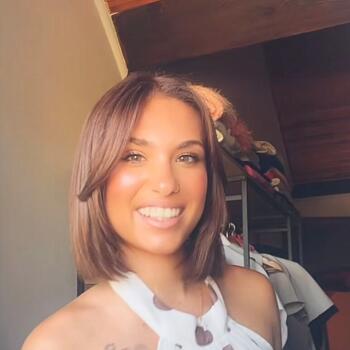 Nanny in Omex: Candice