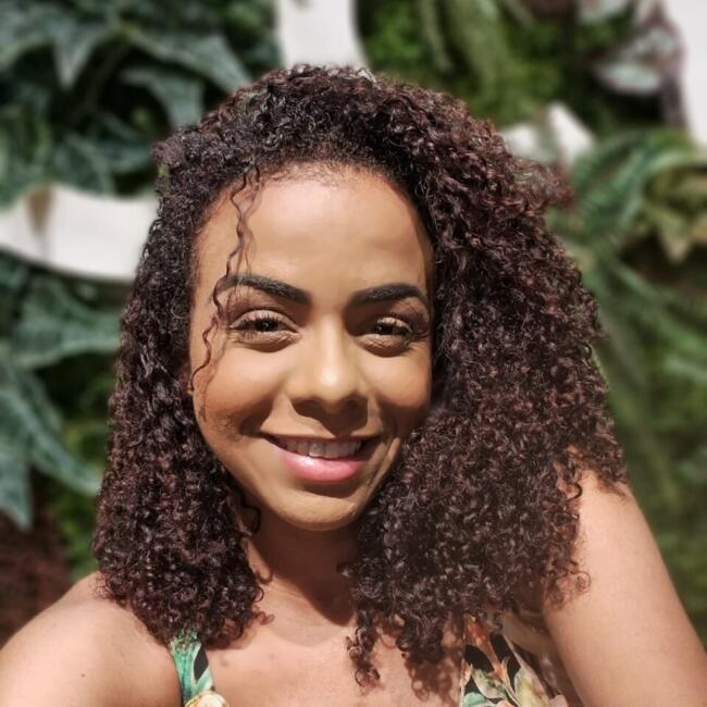 Babysitter in Serra: Leidy