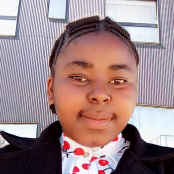 Babysitter in Palaiseau: Dominique Belvina