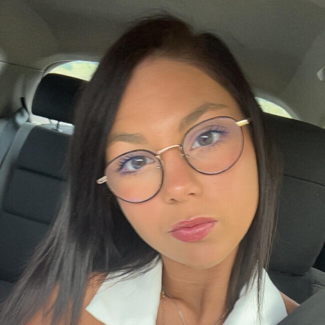 Babysitter in Saint-Nicolas-d'Aliermont: Chloe