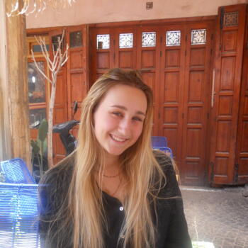 Babysitter in Aix-en-Provence: Ana