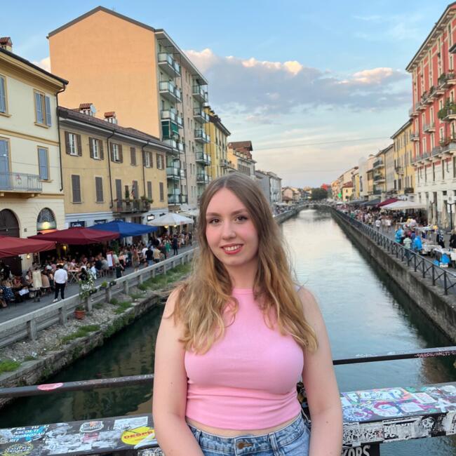 Babysitter in Kortenberg: Hana