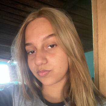 Babysitter in Bauru: Karla