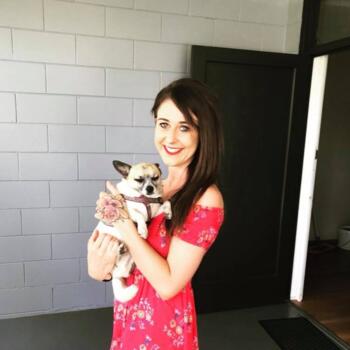 Babysitter in Cairns: Lyndal