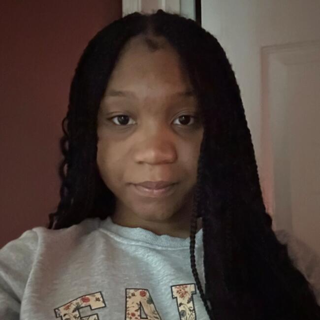 Babysitter in Ocala: Adina