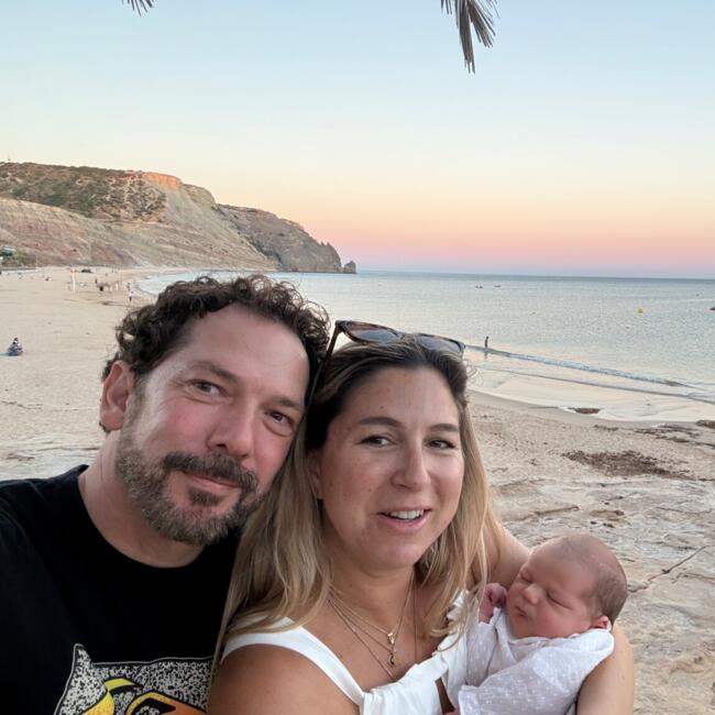 Babysitting job in Luz (Lagos): Brad