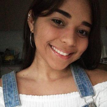 Baby-sitter in Odivelas: Aleandra Santos