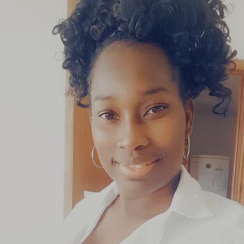 Babysitter in Lloseta: Yineth