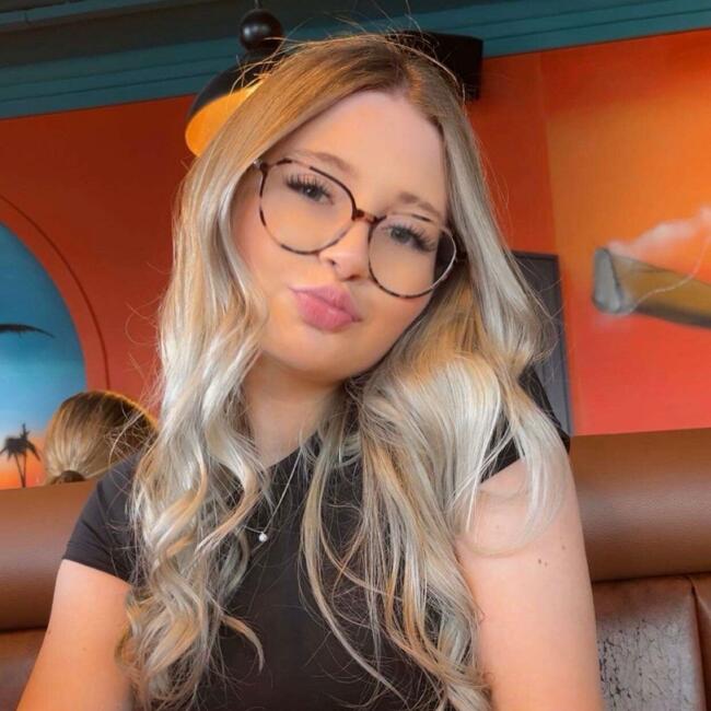 Babysitter in Swindon: Melissa