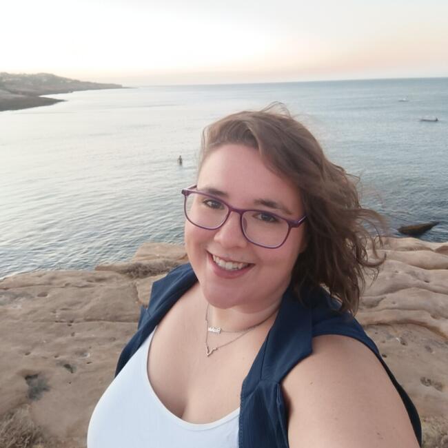 Canguro en Aldaya: Beatriz