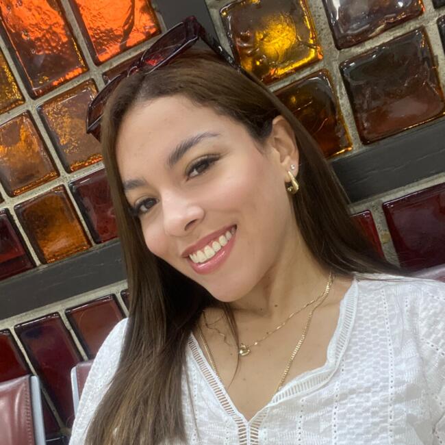 Babysitter in Écija: Dorieth