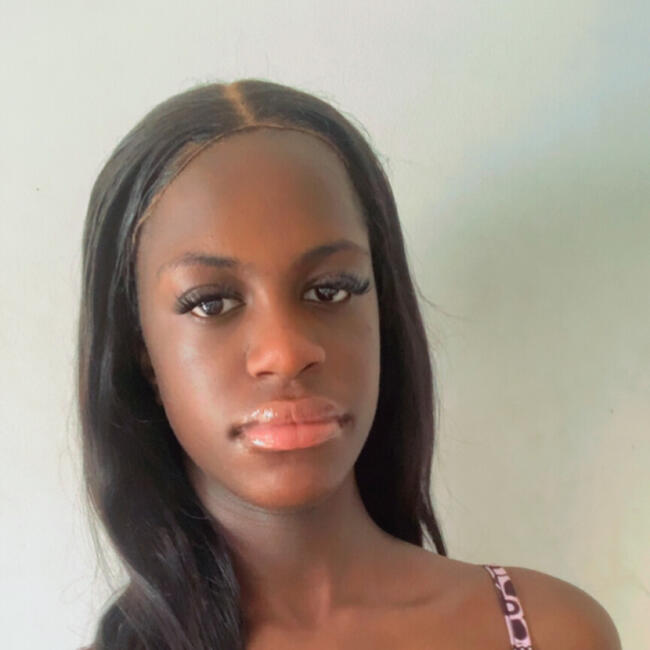 Babysitter in London: Shirley