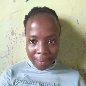 Babysitter in Estcourt: Asanda