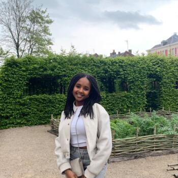 Babysitter in Lille: Rosalie