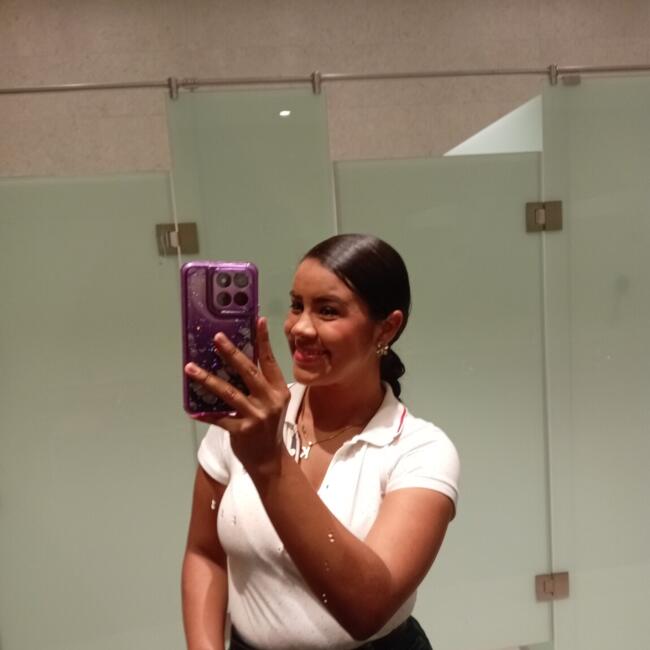 Niñera en Los Santos: Karelys