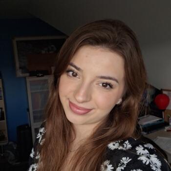 Babysitter in Poligny: Justine