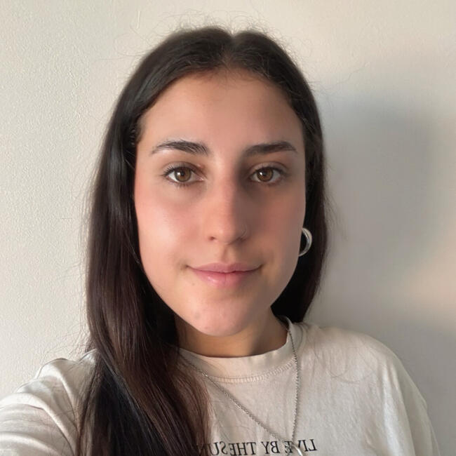 Niñera en Montevideo: Alison