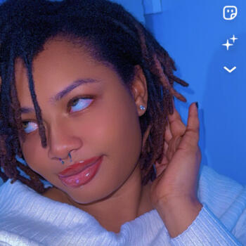 Babysitter in Newark: Thalia Rolanda