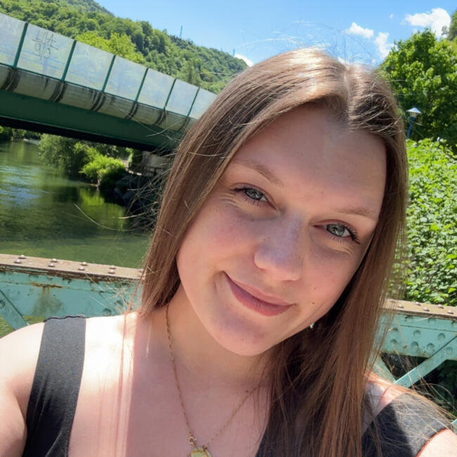 Babysitter in Argis: Gwenaelle