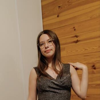Babysitter in Valenciennes: Léa