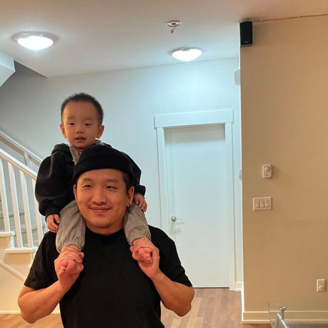 Job de garde d'enfants à Richmond: Adam