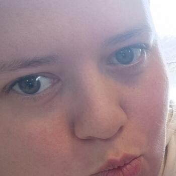 Babysitter Courcelles: Aurélie