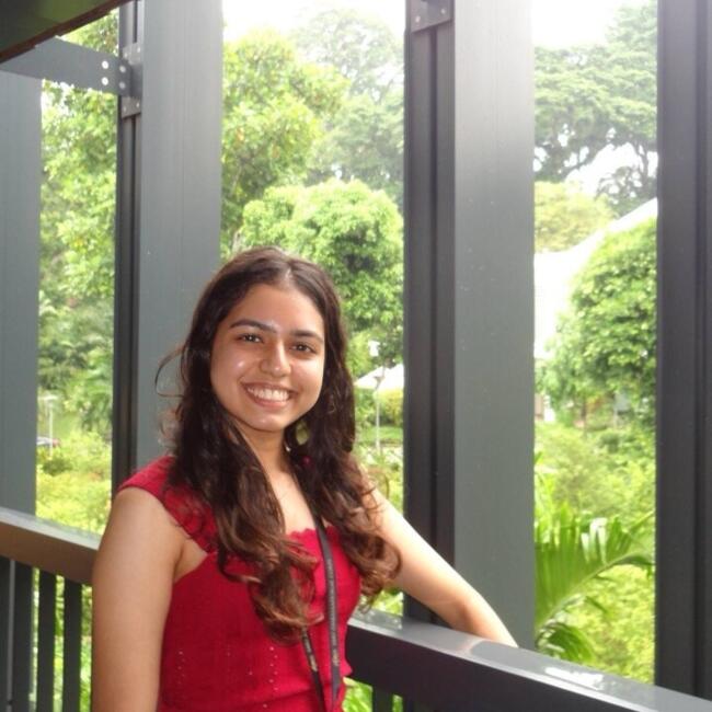 Babysitter in Singapore Island: Helena
