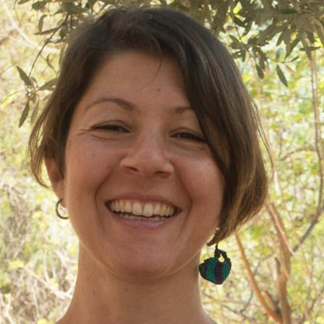 Baby-sitter in Athènes: Myrto