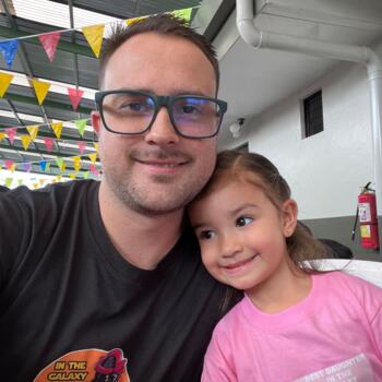Niñera en Cartago: Ricardo