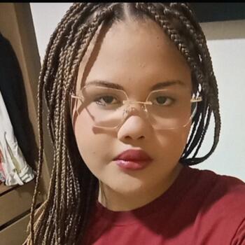 Babysitter in Nossa Senhora da Glória: Thayla