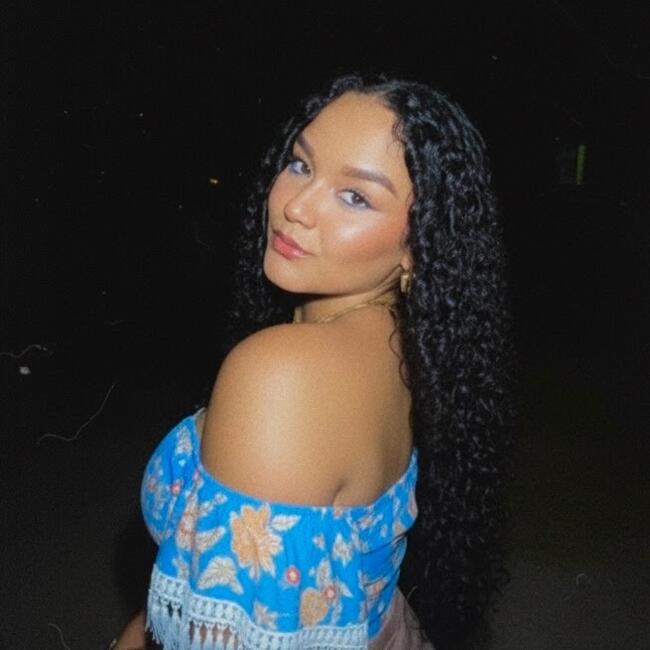 Niñera en Esparza: Angélica