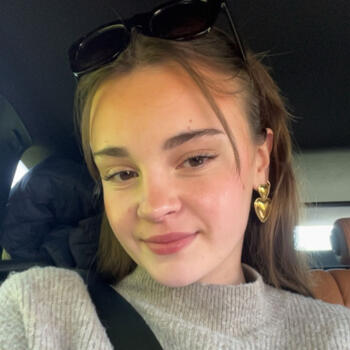 Babysitter Flobecq: Odéline