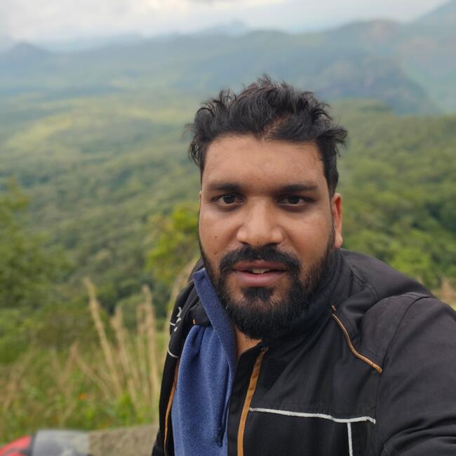 बंगलौर में बेबीसिटिंग की नौकरी: Gyan Pradeep