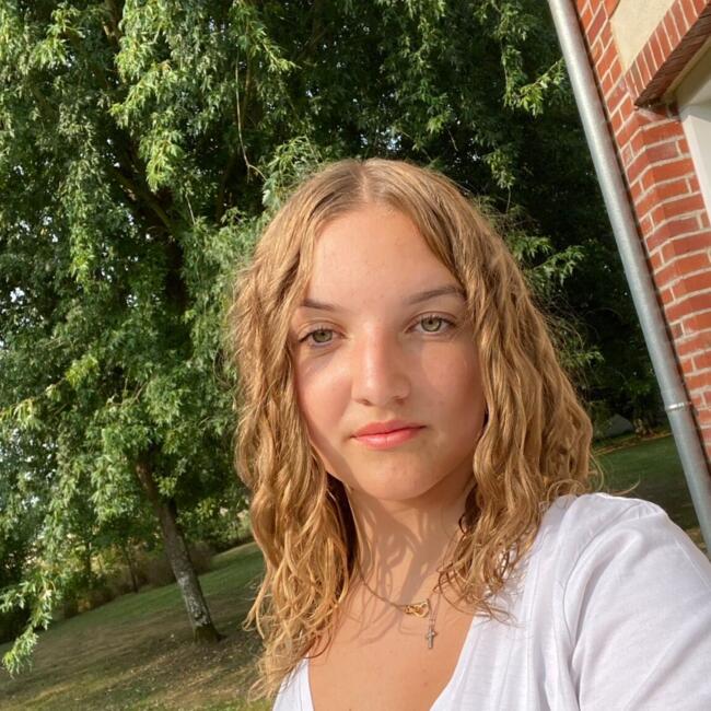 Babysitter in Bourth: Zoé