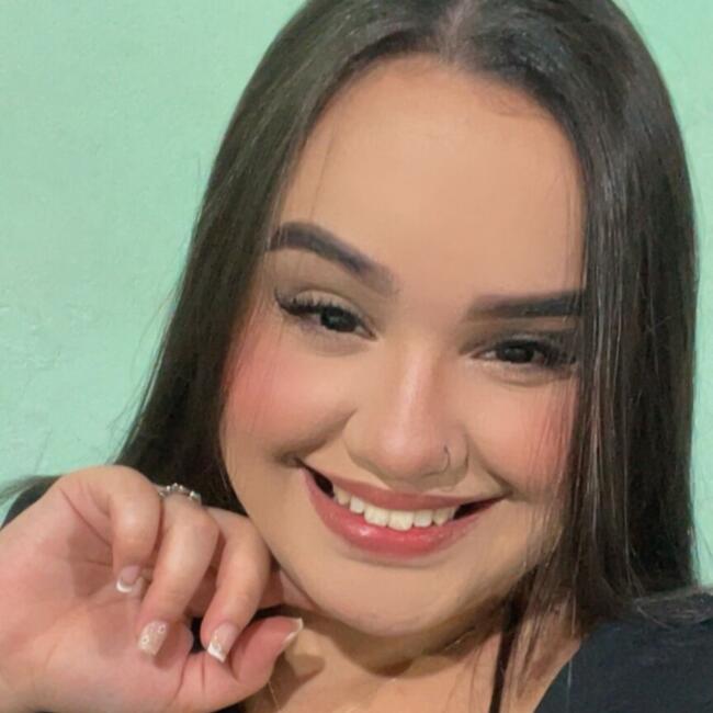 Babysitter in São Paulo: Emanuela