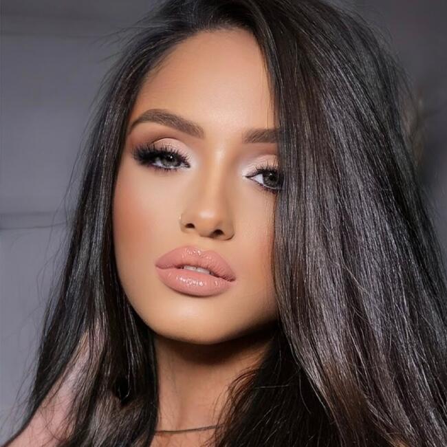 Babá em Contagem: Sarah